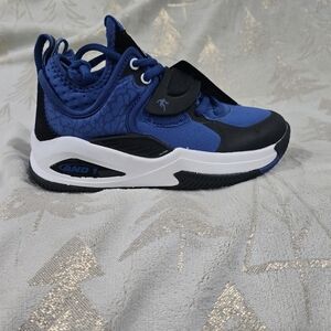 AND1 BLUE AND BLACK